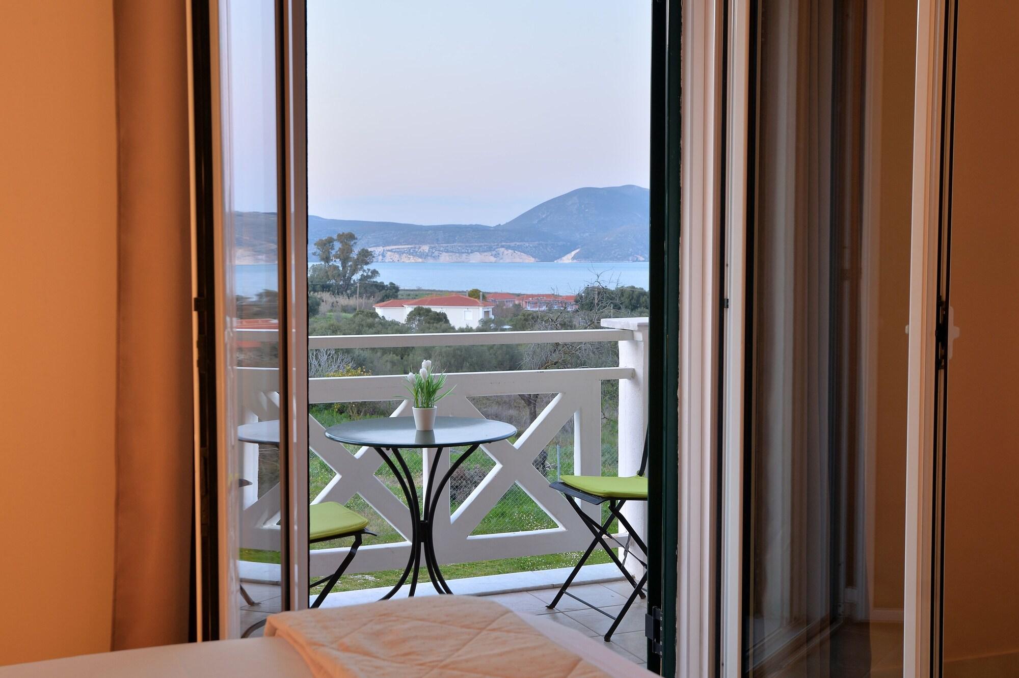 Villa Reverenza Lixouri Exterior photo